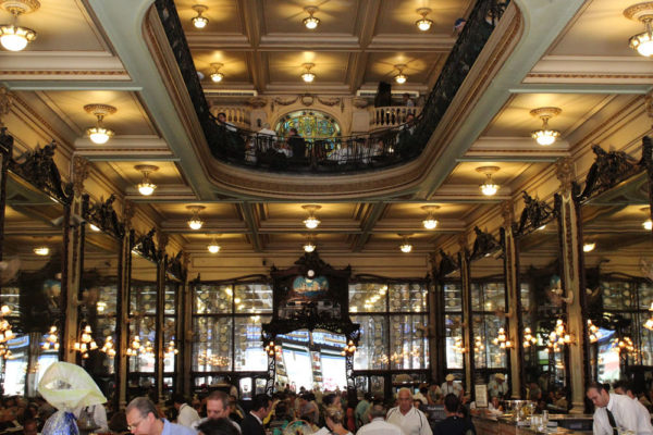 Colombo-What-to-Do-in-Rio-When-It-rains