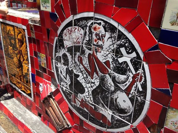 Selaron-staircase-black-woman