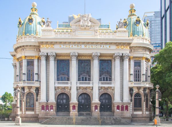Foto externa do Theatro Municipal do Rio de Janeiro